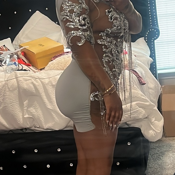 Custom made diamond bday dress - Picture 7 of 7